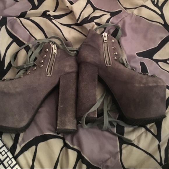 U IF Hellbounds - Picture 3 of 3